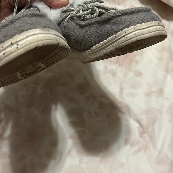 Hey Dude Britt Women’s Slip On Booties in Charcoal Size 11 - Picture 5 of 9